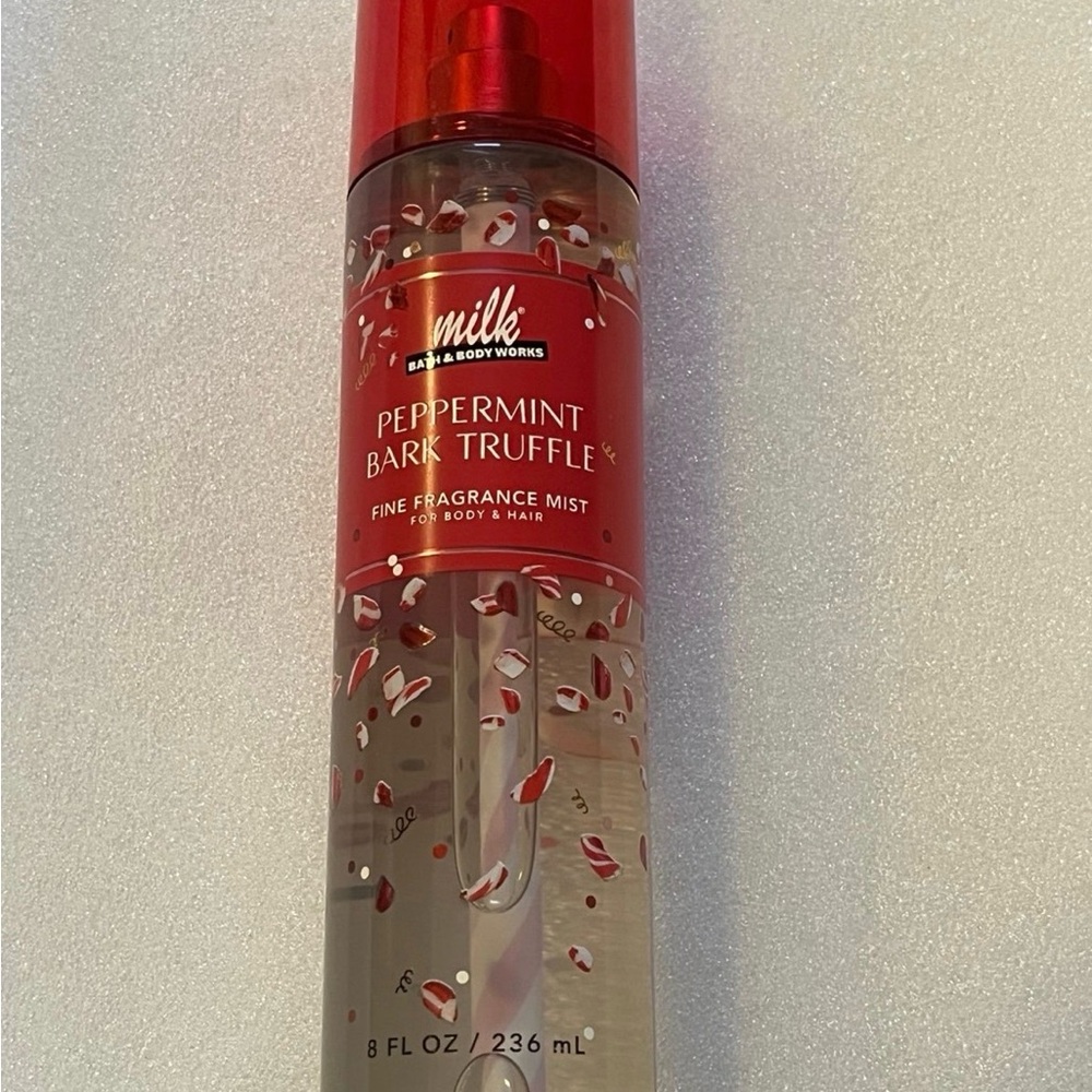 Bath & Body Works Peppermint Bark Truffle Fragrance Mist - Red and White